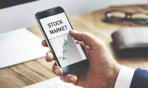 UAE Stock Markets Rise as Oil Prices Surge