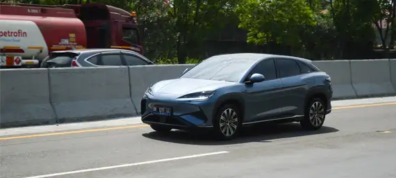 BYD Seal 7