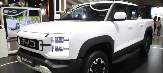 BYD Shark 6