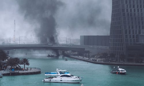 Fire Breaks Out at Marina Pinnacle Tower in Dubai Marina