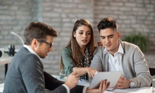 How Does ILOE Insurance Work in the UAE