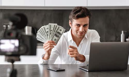 كيفية استثمار 1000 درهم إماراتي في الإمارات العربية المتحدة