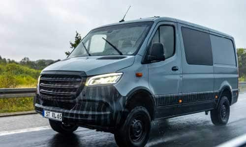 Pick Up Van Insurance in UAE